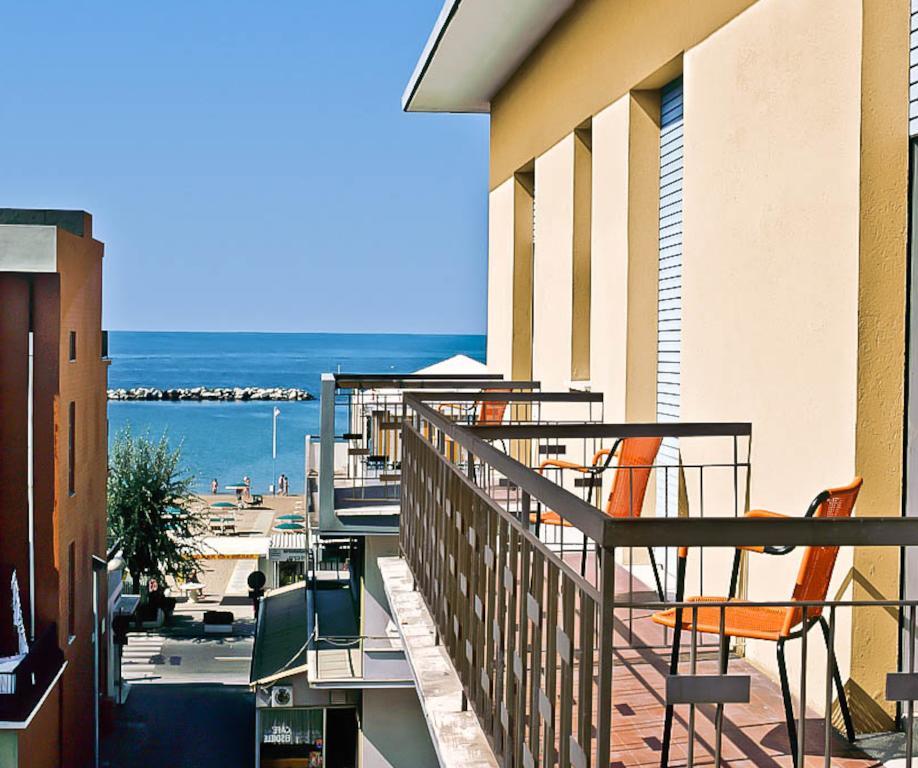 Hotel Tura Bellaria-Igea Marina Quarto foto